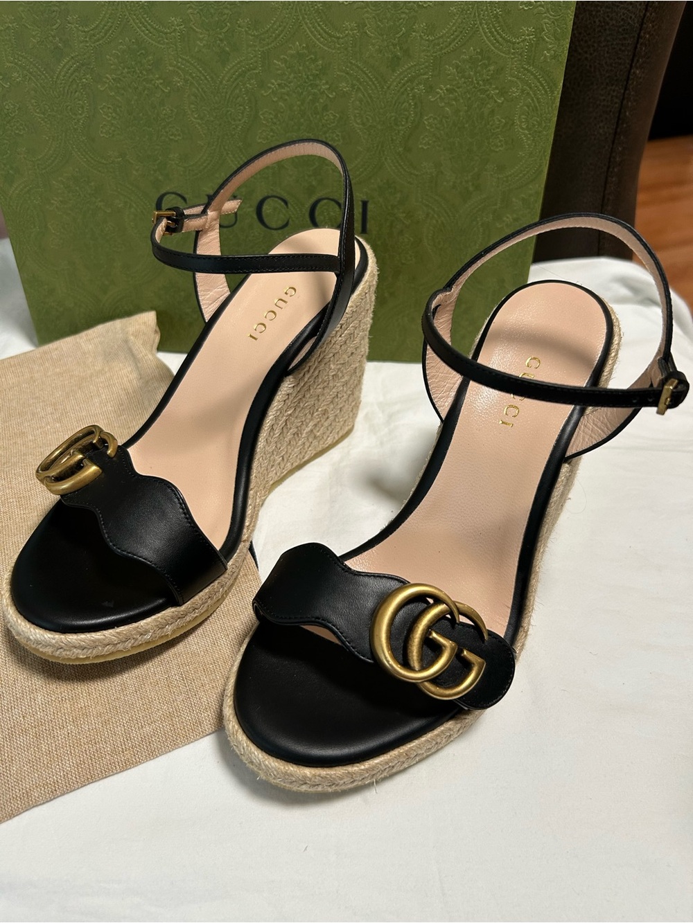NIB Gucci Aitana Black Leather Espadrille Wedge Sandals w Gold GG Size 34 1/2